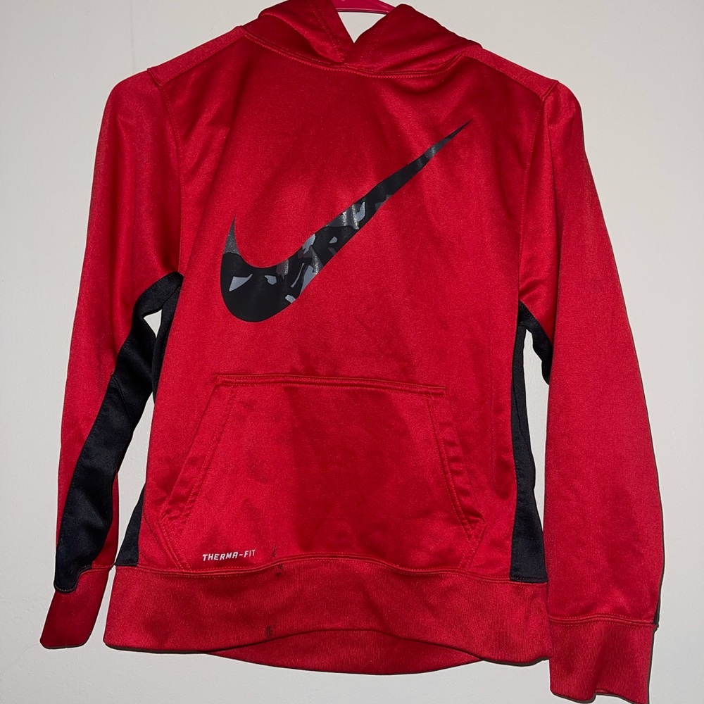 boys nike sweatshirt
